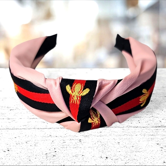 LW BOUTIQUE Accessories - Fashion Bee Pink Headband One size